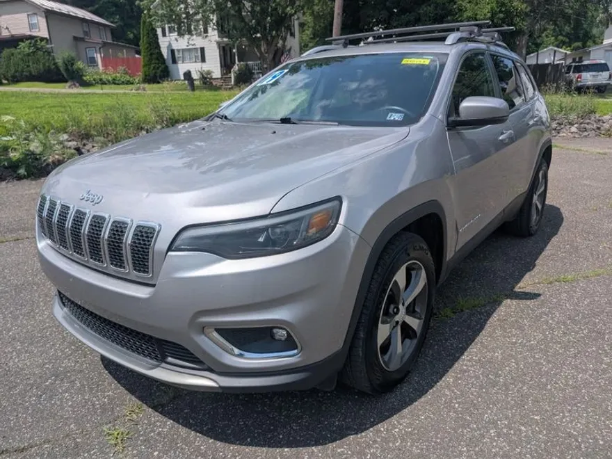 2019 Jeep Cherokee Limited photo 1