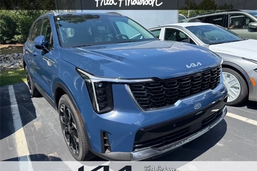 2026 Kia Sorento EX photo 1