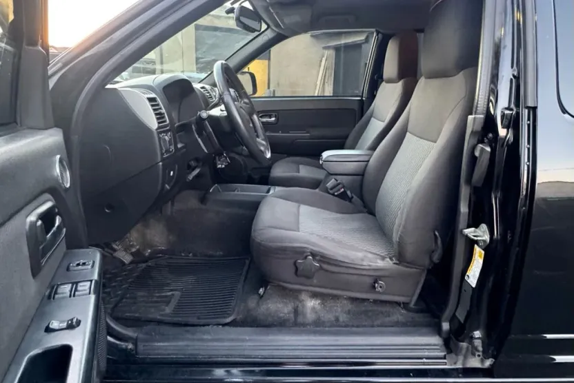 2012 Chevrolet Colorado LT photo 1