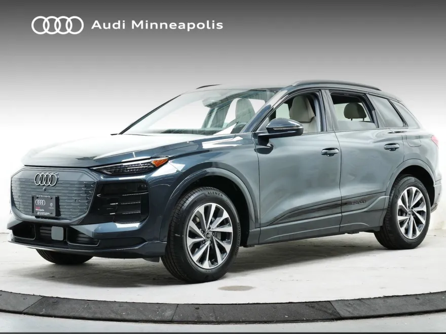 2025 Audi Q6 E-tron Premium Plus photo 1