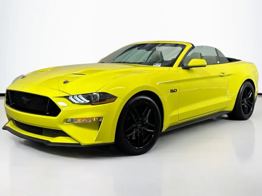 2021 Ford Mustang GT Premium photo 1