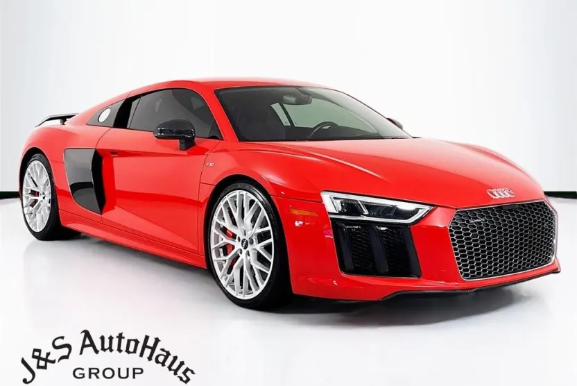 2017 Audi R8 5.2 Plus Quattro photo 1