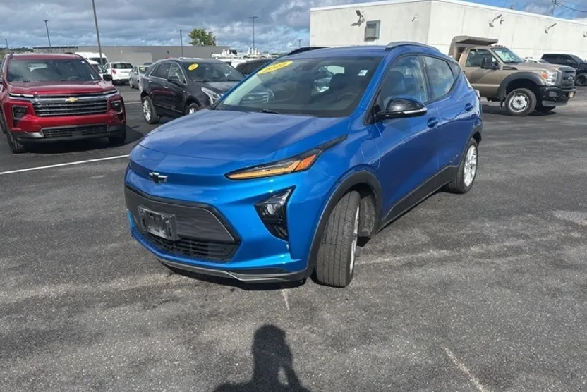 2022 Chevrolet Bolt EUV photo 1