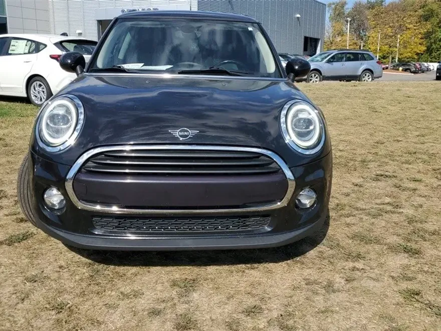 2019 Mini Cooper 2 Door Hardtop photo 1