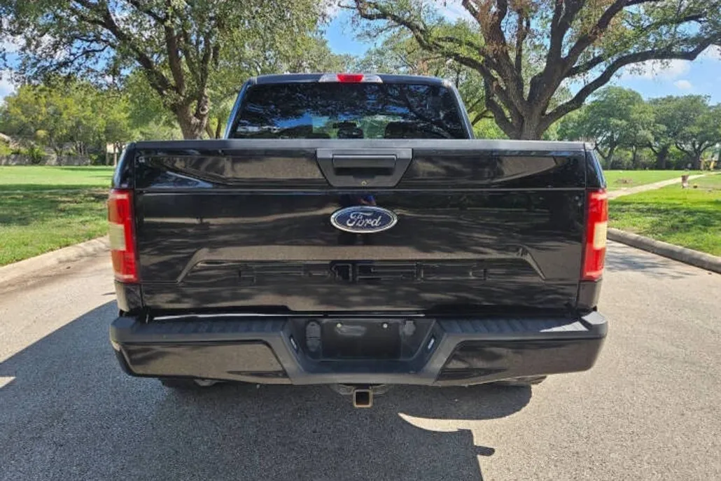 2018 Ford F-150 XL photo 1
