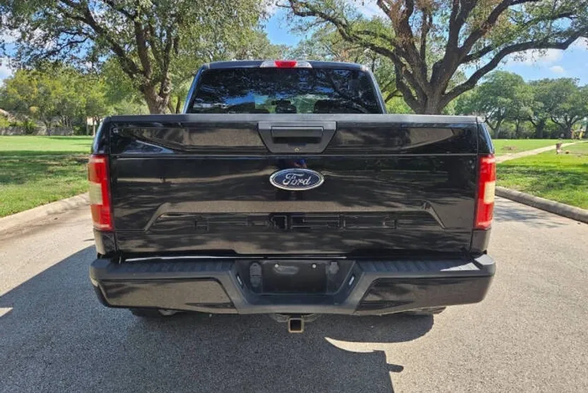2018 Ford F-150 XL photo 1