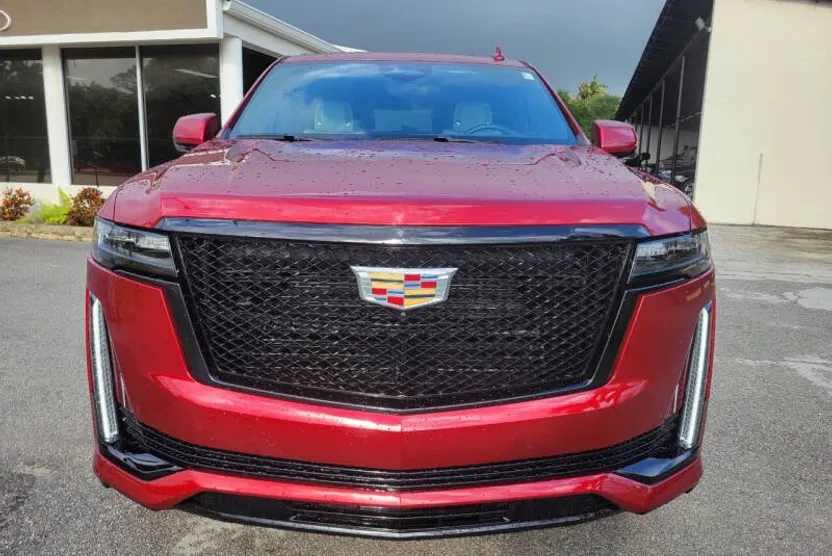 2024 Cadillac Escalade Sport photo 1