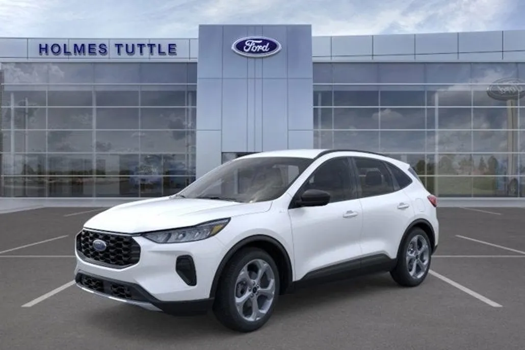 2025 Ford Escape ST-Line photo 1