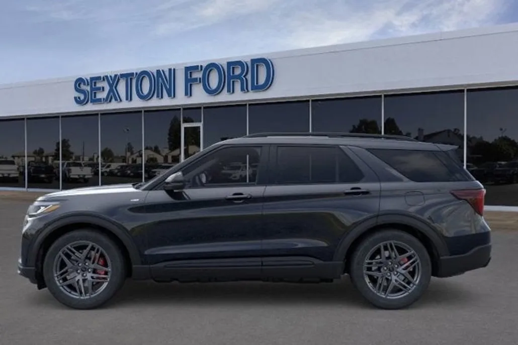 2025 Ford Explorer ST-Line photo 1