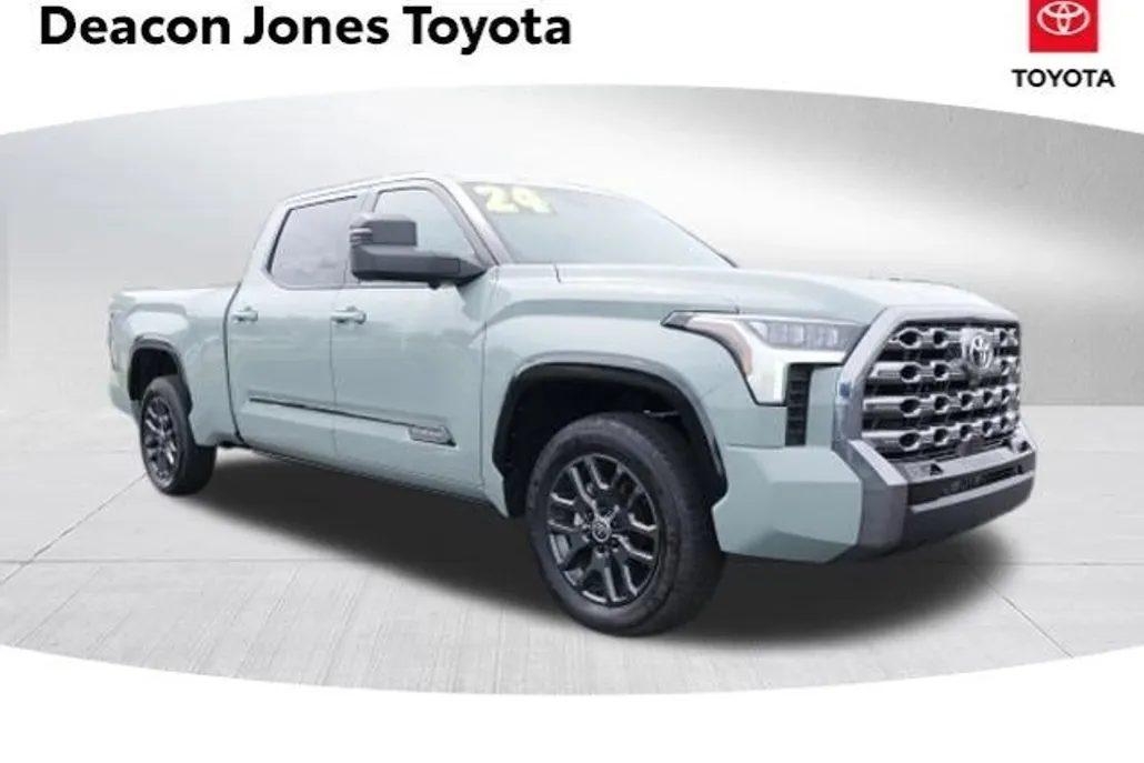 2024 Toyota Tundra Platinum photo 1