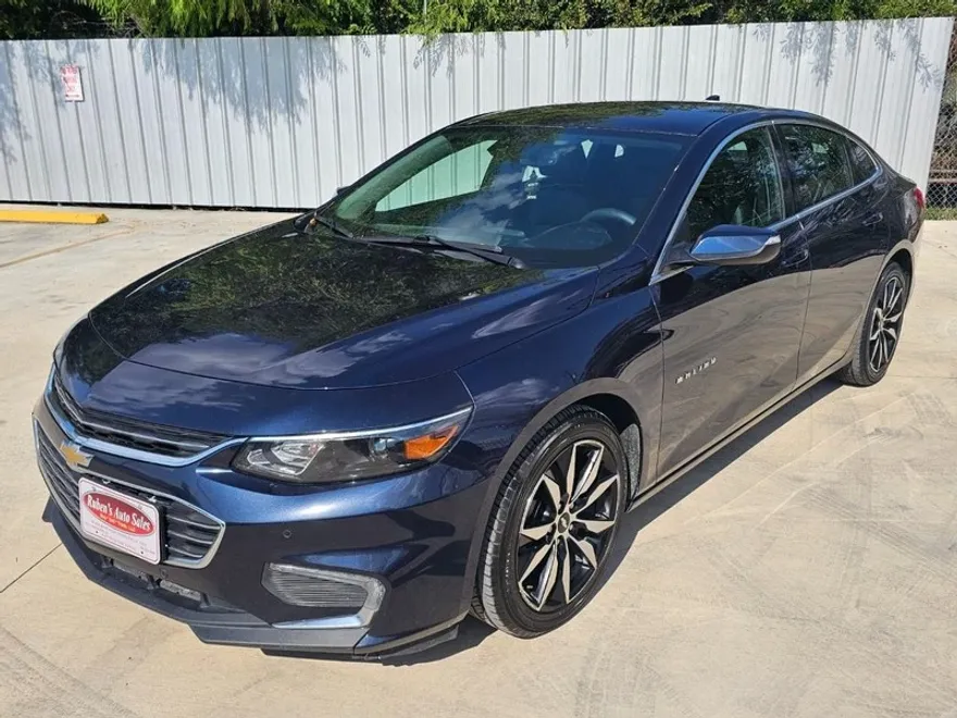 2017 Chevrolet Malibu 1LT photo 1