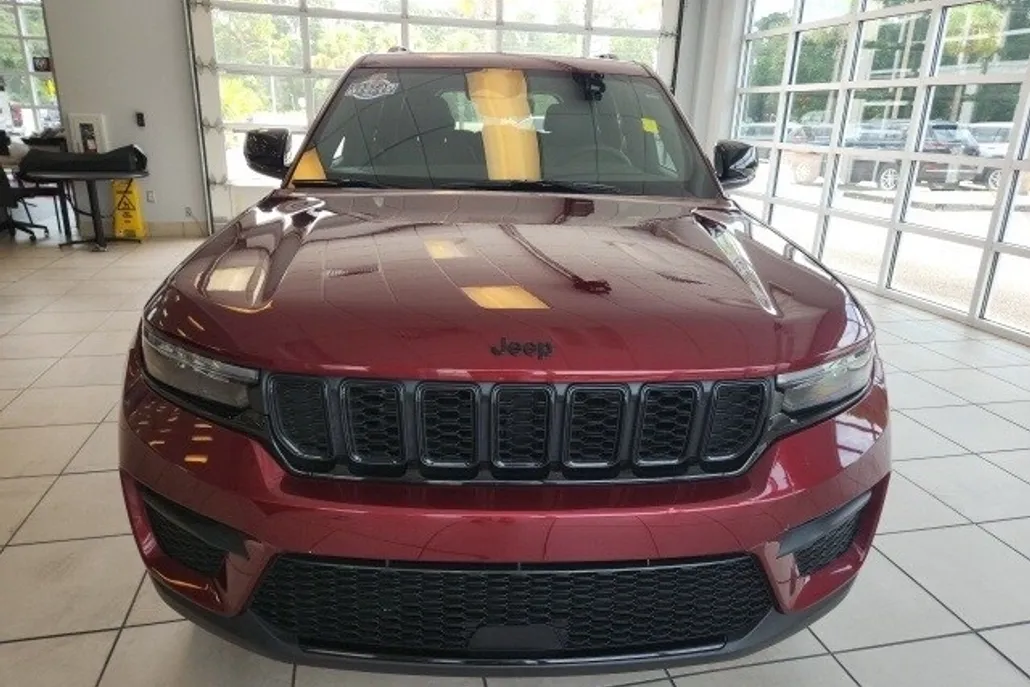 2024 Jeep Grand Cherokee Altitude X photo 1
