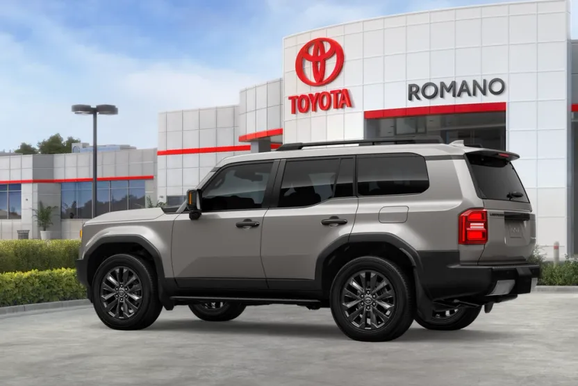 2025 Toyota Land Cruiser Base photo 1