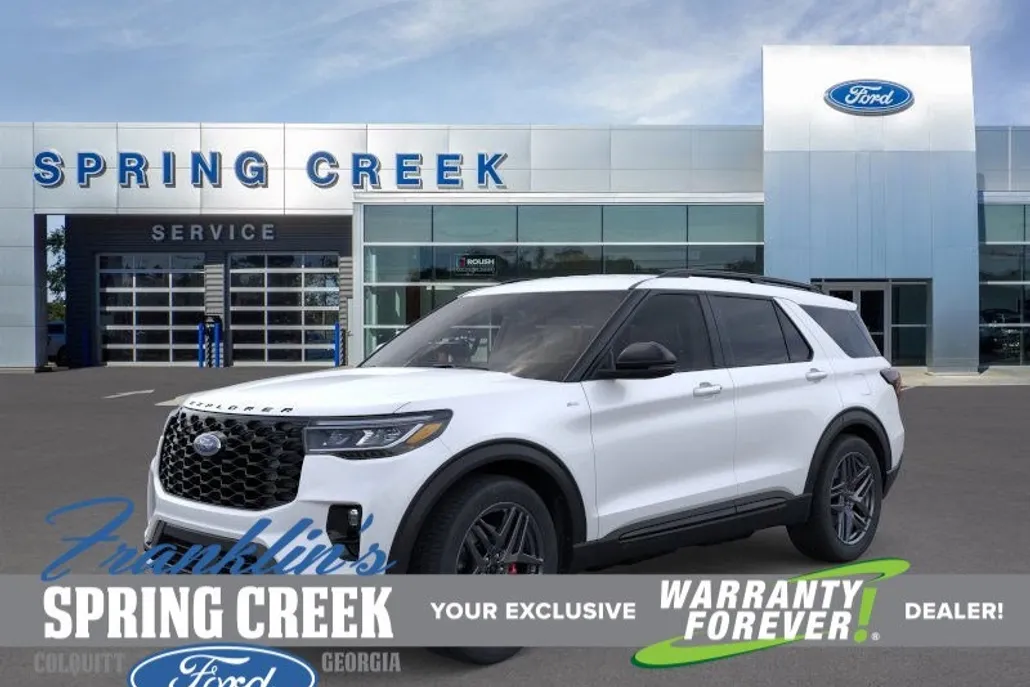 2025 Ford Explorer ST-Line photo 1