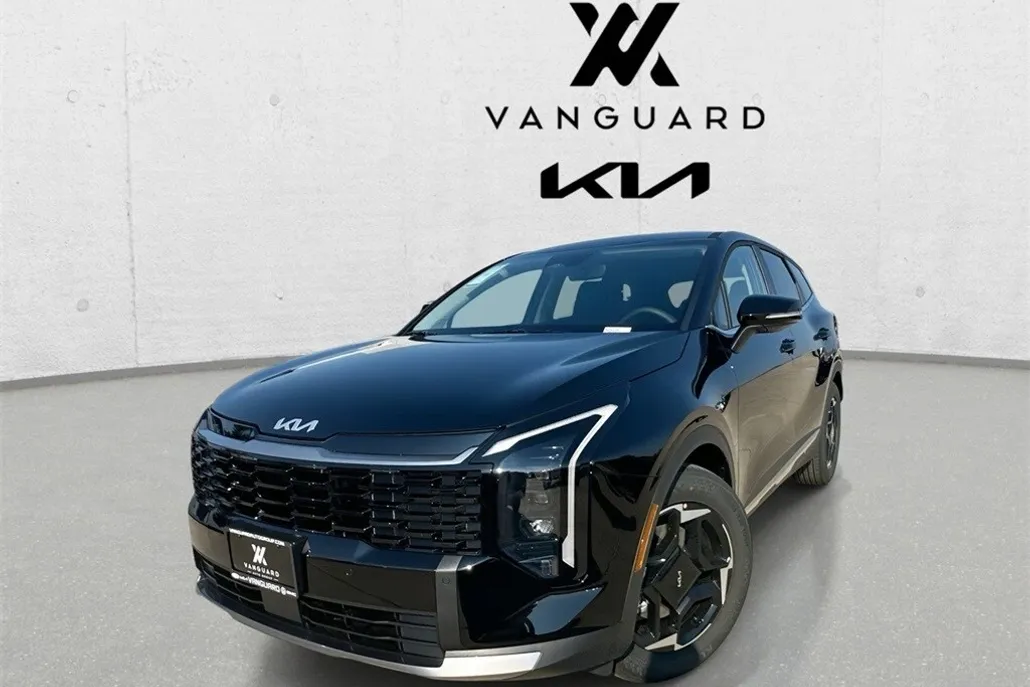 2026 Kia Sportage EX photo 1