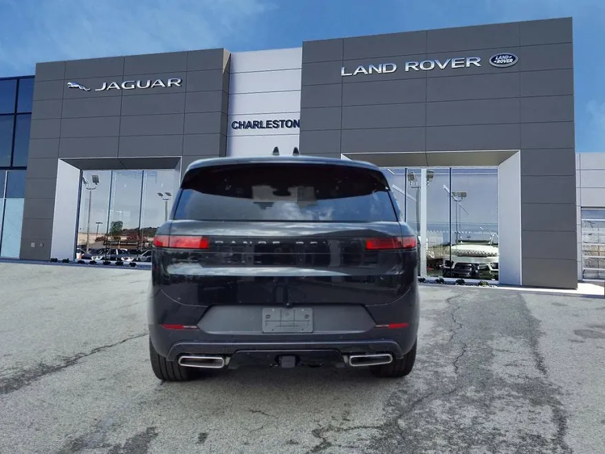 2025 Land Rover Range Rover Sport SE photo 1