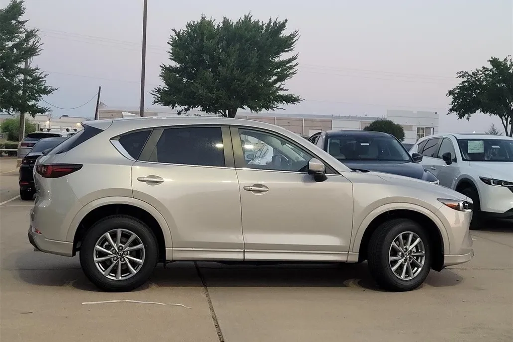 2025 Mazda CX-5 2.5 Select photo 1