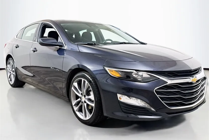 2023 Chevrolet Malibu 1LT photo 1