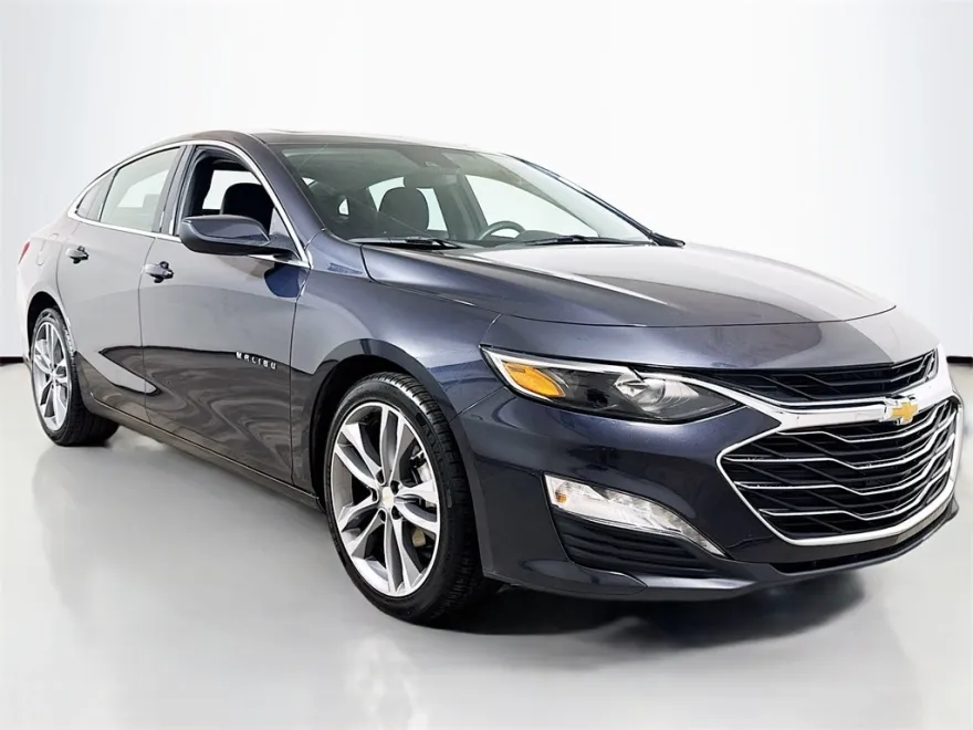 2023 Chevrolet Malibu 1LT photo 1