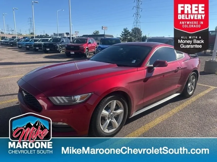 2017 Ford Mustang V6 photo 1