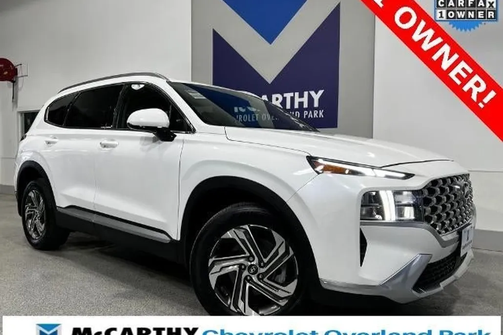 2022 Hyundai Santa Fe SEL photo 1