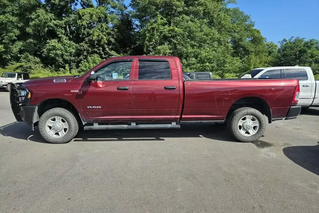 2022 Ram 3500 Tradesman photo 1