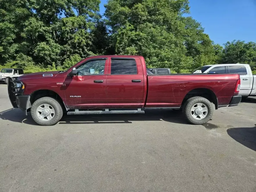 2022 Ram 3500 Tradesman photo 1