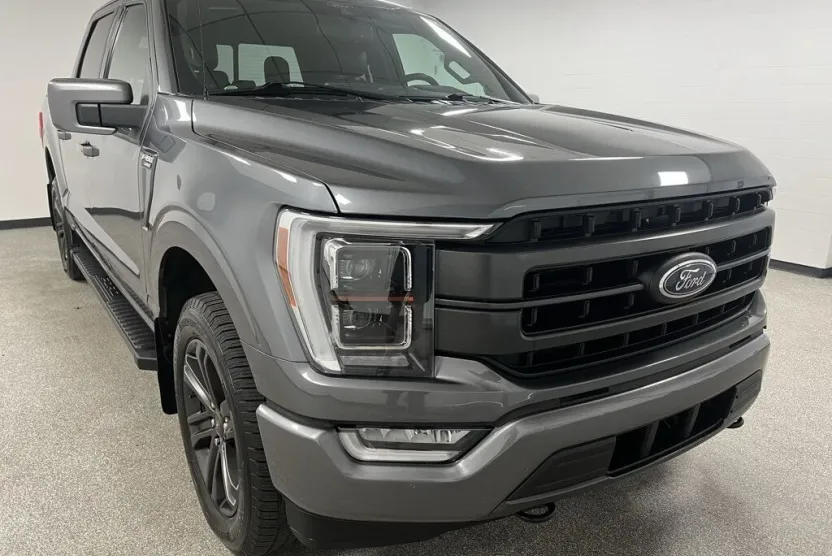 2021 Ford F-150 Lariat photo 1