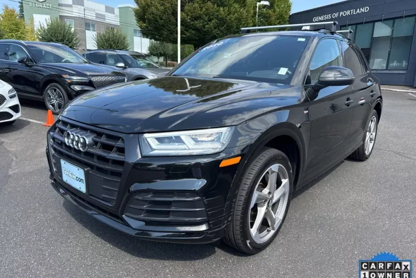 2020 Audi Q5 Premium Plus photo 1