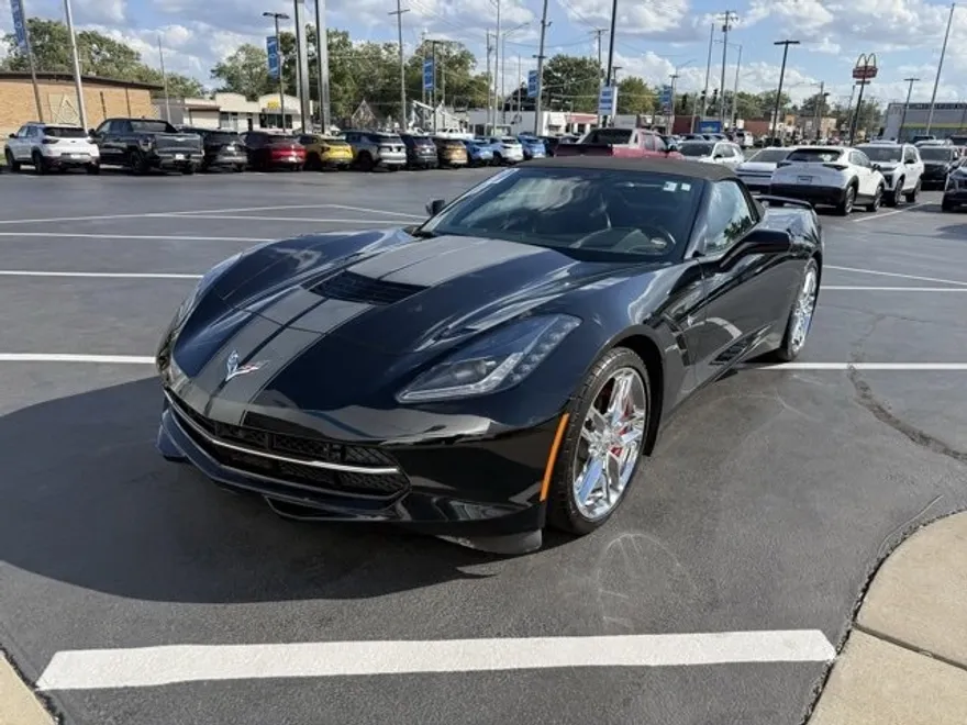 2019 Chevrolet Corvette Stingray 2LT photo 1