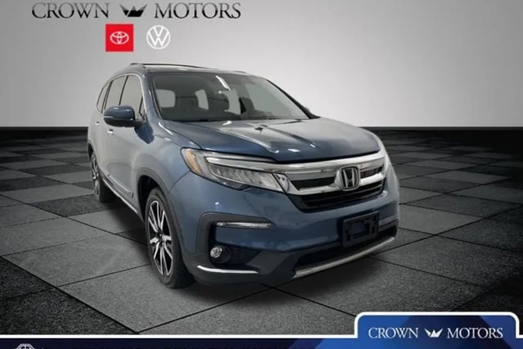 2019 Honda Pilot Touring photo 1