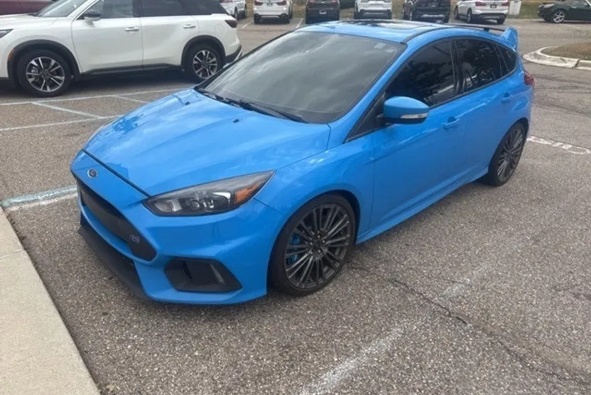 2016 Ford Focus RS photo 1
