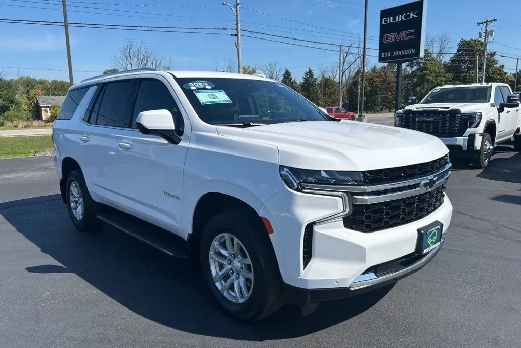 2023 Chevrolet Tahoe LS photo 1