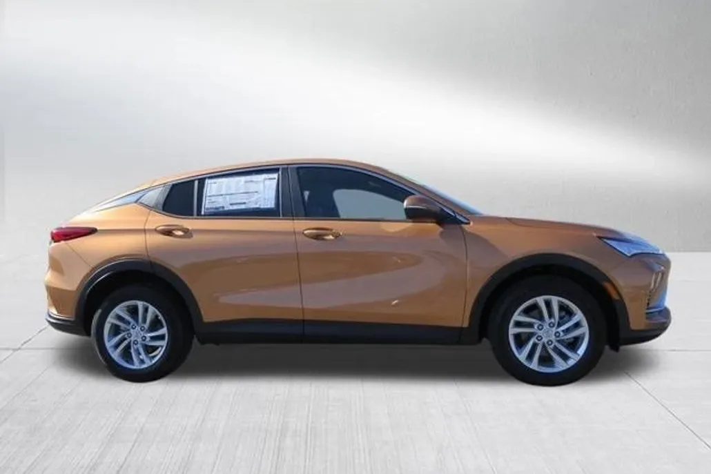 2025 Buick Envista Preferred photo 1