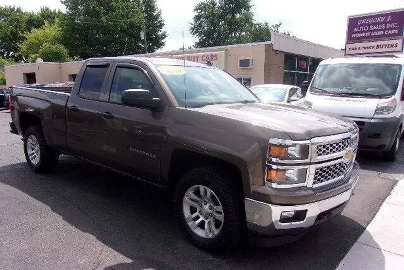 2014 Chevrolet Silverado 1500 LT photo 1