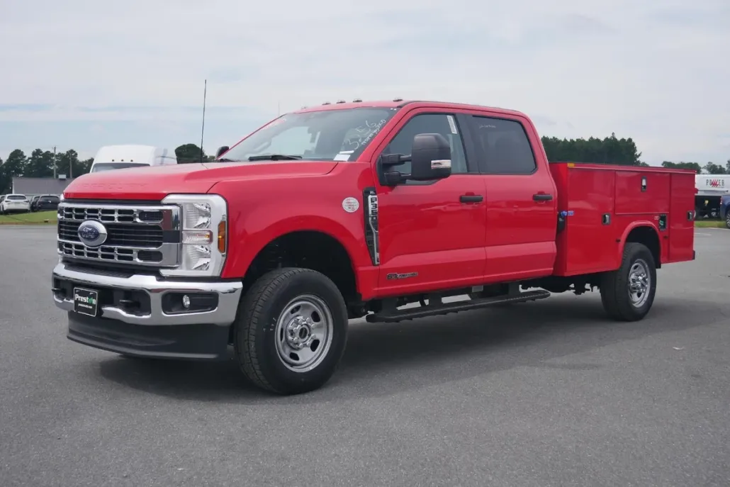 2024 Ford F-350 XL photo 1