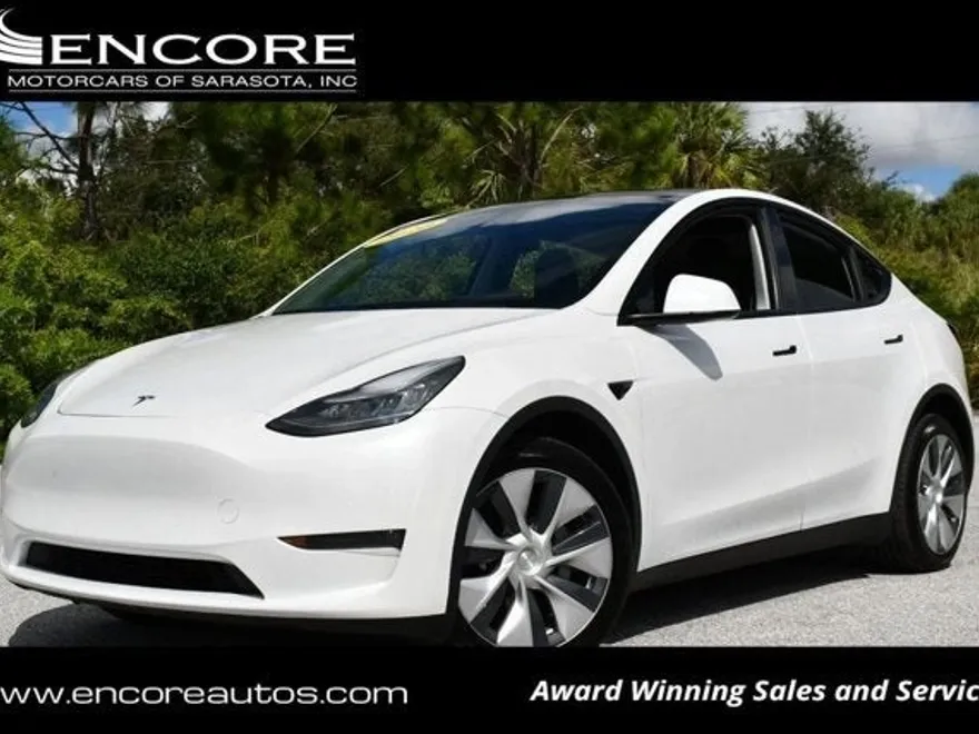 2020 Tesla Model Y Long Range photo 1