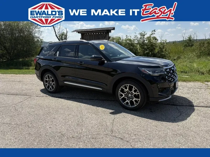 2025 Ford Explorer Platinum photo 1