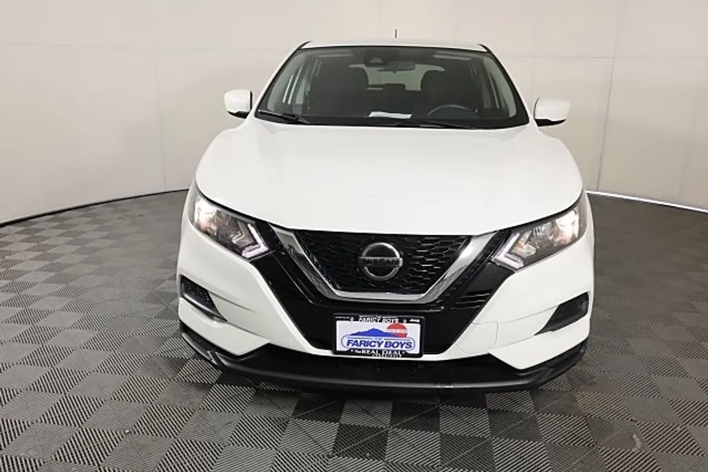 2022 Nissan Rogue Sport S photo 1