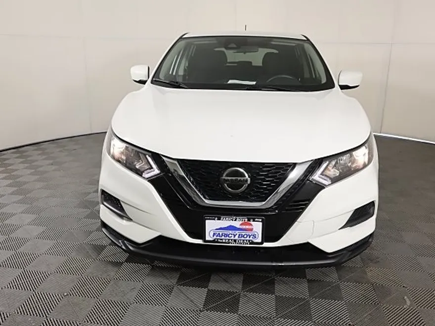 2022 Nissan Rogue Sport S photo 1