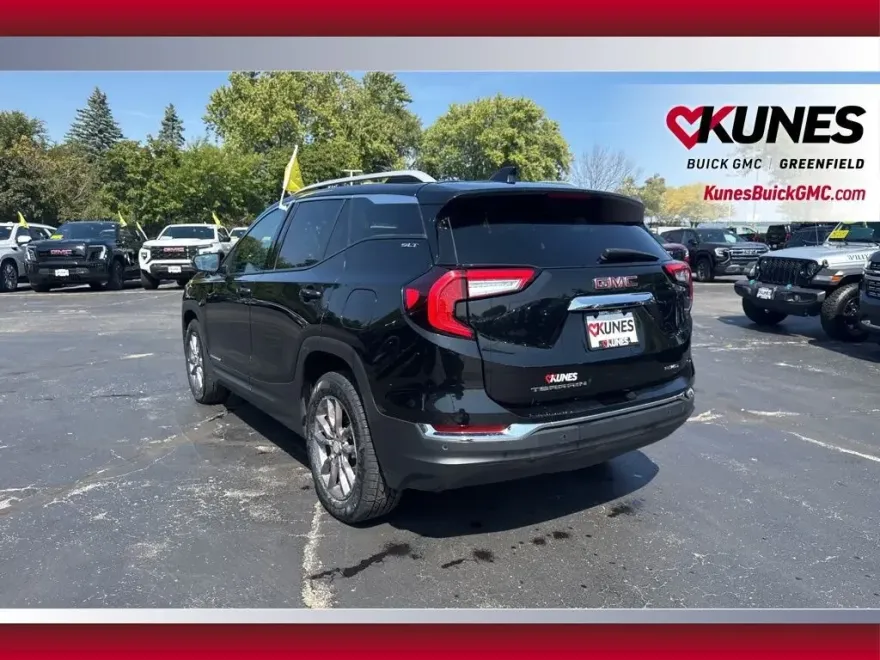 2023 Gmc Terrain SLT photo 1