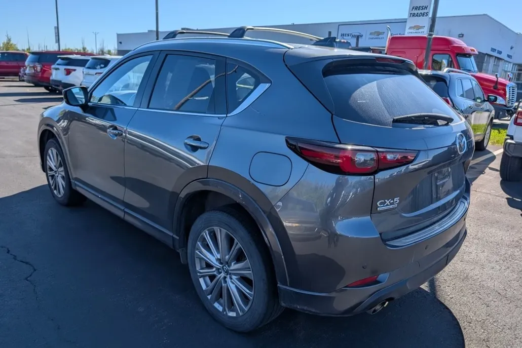 2022 Mazda CX-5 2.5 Turbo Signature photo 1