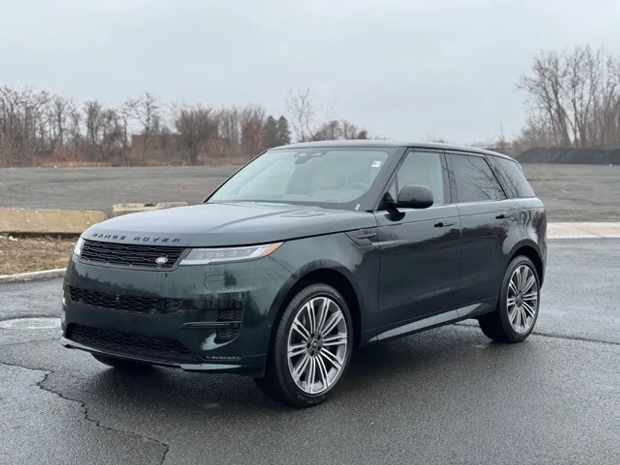 2025 Land Rover Range Rover Sport SE photo 1