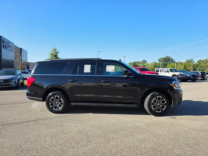 2024 Ford Expedition MAX XLT photo 1