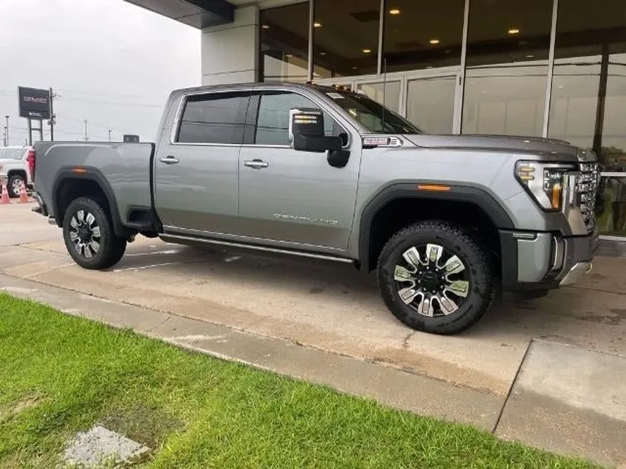 2025 Gmc Sierra 2500 HD Denali photo 1