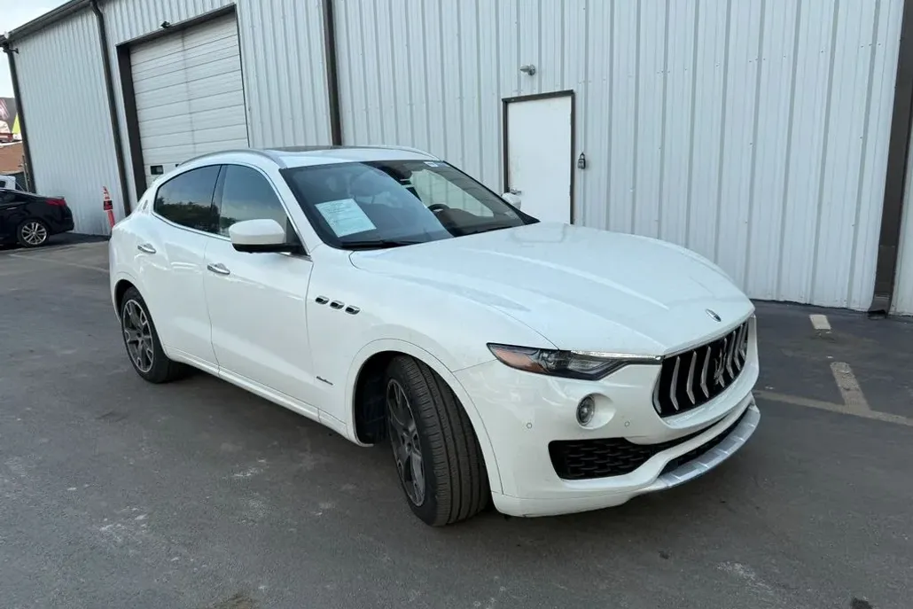 2018 Maserati Levante GranLusso photo 1