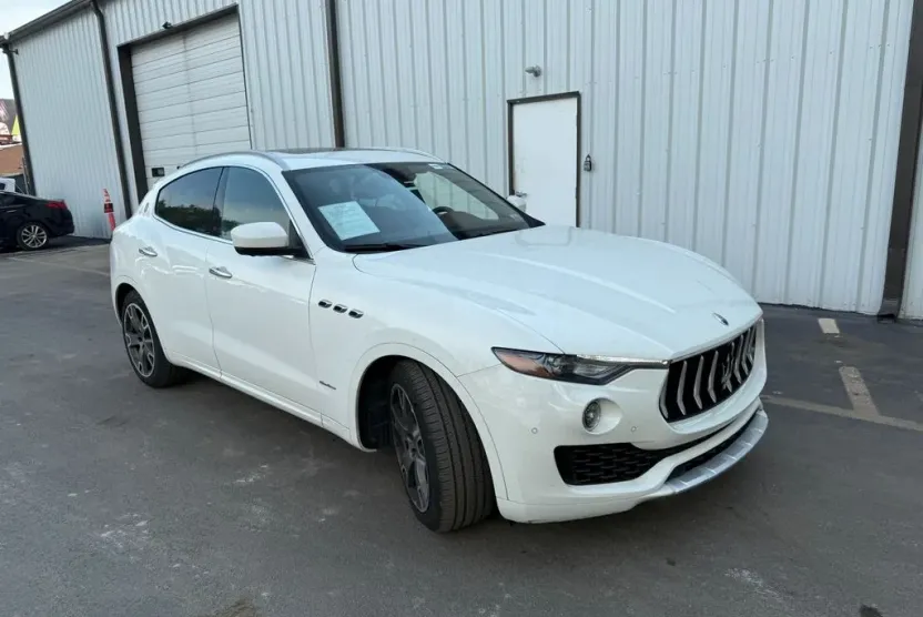 2018 Maserati Levante GranLusso photo 1