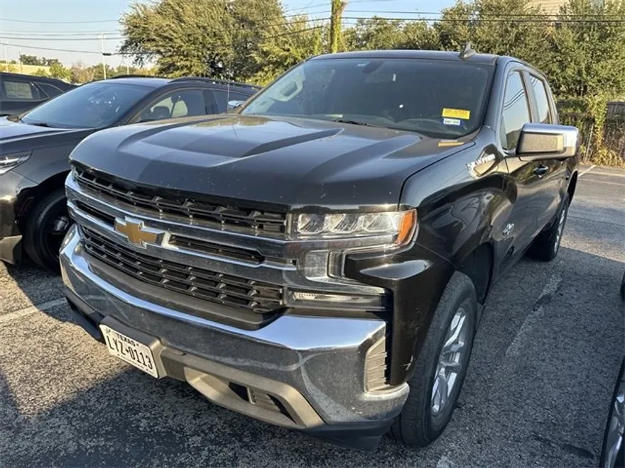 2019 Chevrolet Silverado 1500 LT photo 1