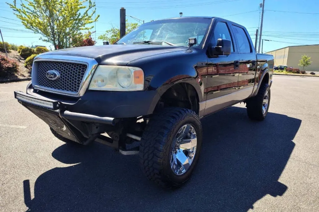 2005 Ford F-150 XLT photo 1