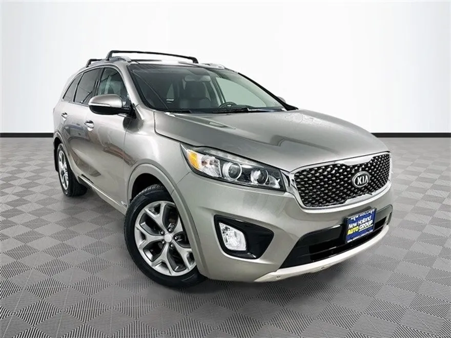 2017 Kia Sorento SX photo 1
